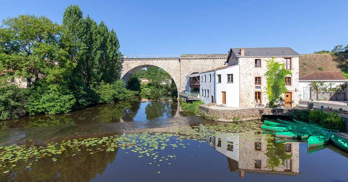 Image : base nautique de canoë à Rocheservière